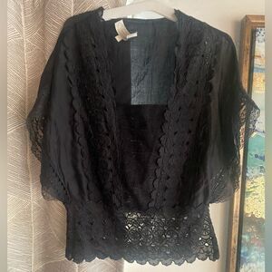 BEYOND VINTAGE Women  Sz XS Black Lace Sheer Cropped Blouse Top Boho Silk
